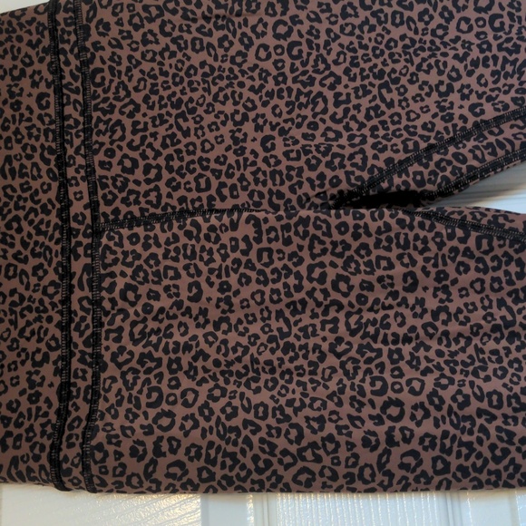 Leopard print leggings - Picture 3 of 3